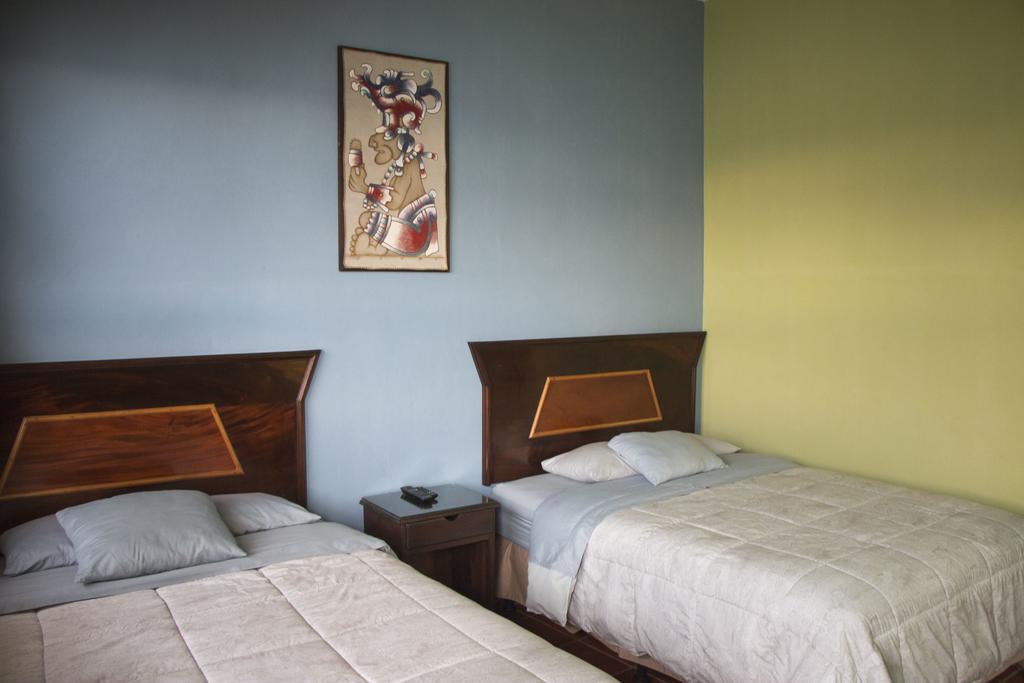 Hotel Ribiera Del Lago Peten Itza San Roman المظهر الخارجي الصورة