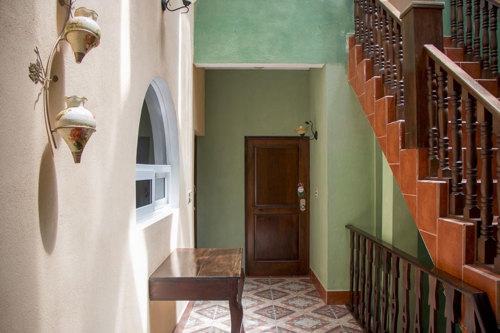 Hotel Ribiera Del Lago Peten Itza San Roman المظهر الخارجي الصورة