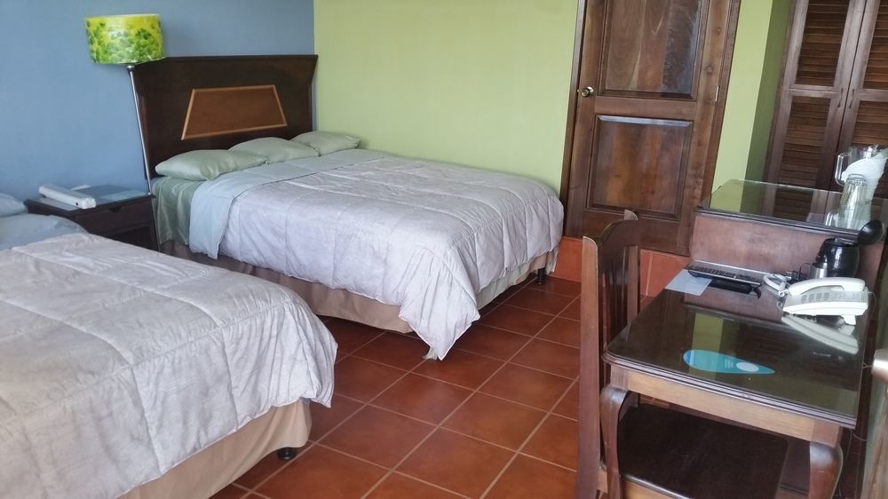 Hotel Ribiera Del Lago Peten Itza San Roman المظهر الخارجي الصورة