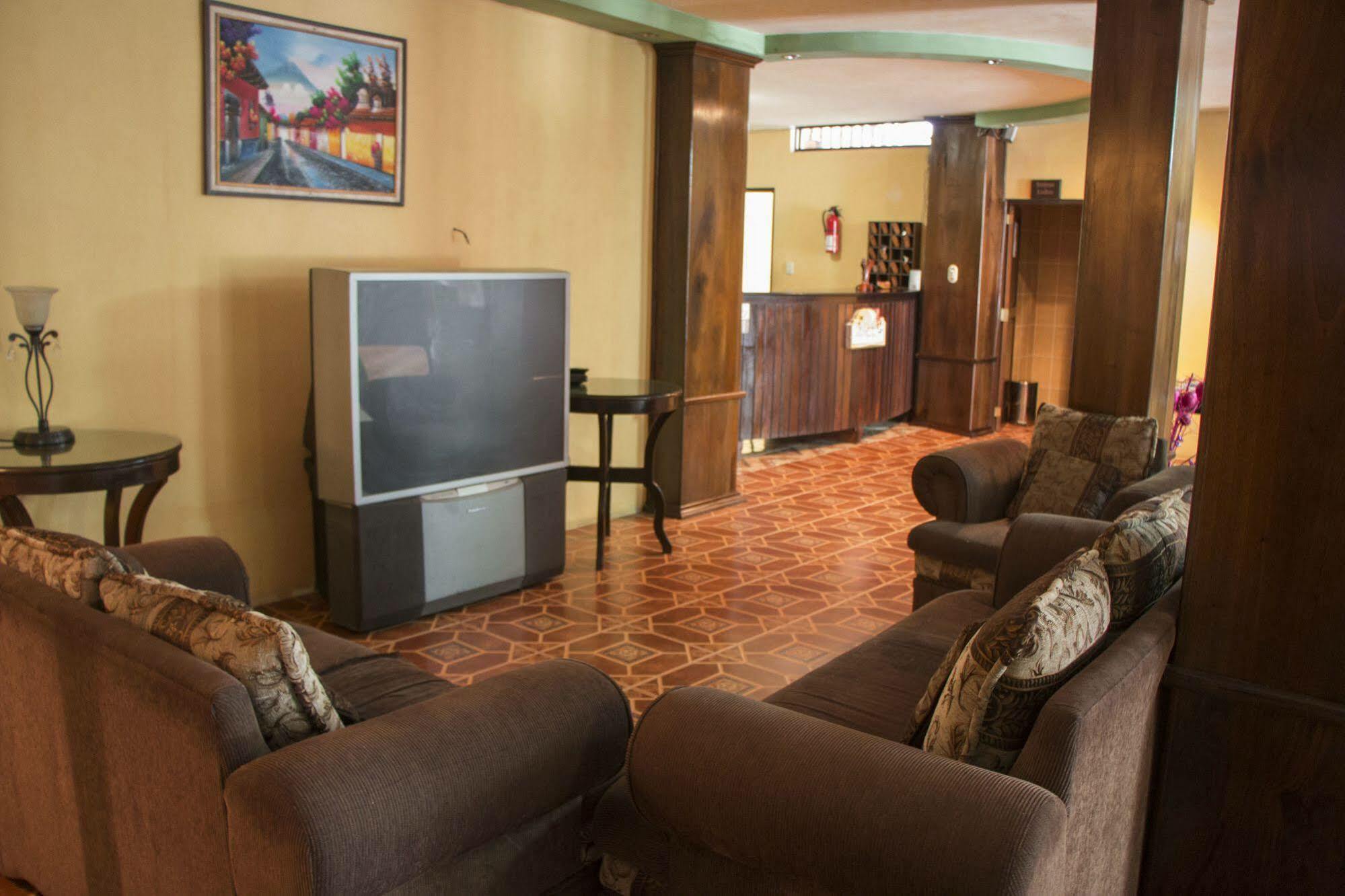 Hotel Ribiera Del Lago Peten Itza San Roman المظهر الخارجي الصورة