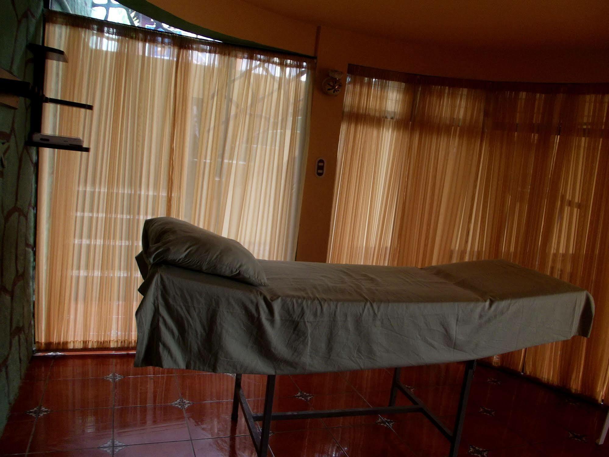 Hotel Ribiera Del Lago Peten Itza San Roman المظهر الخارجي الصورة